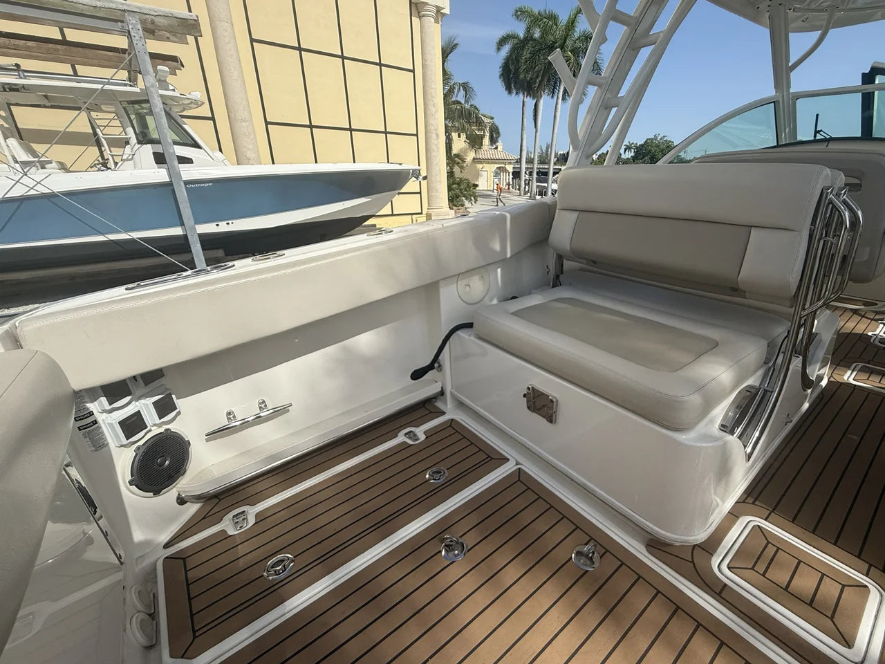 2018 Boston Whaler 320 VANTAGE 32.0 feet, Pompano Beach, Florida #28