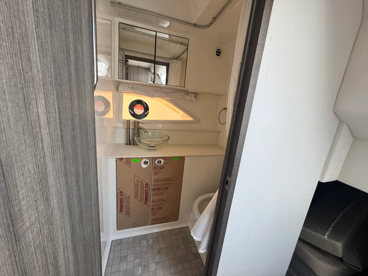 2027 Sea Ray Sundancer 320 Outboard 32.0 feet, Pompano Beach, Florida #14