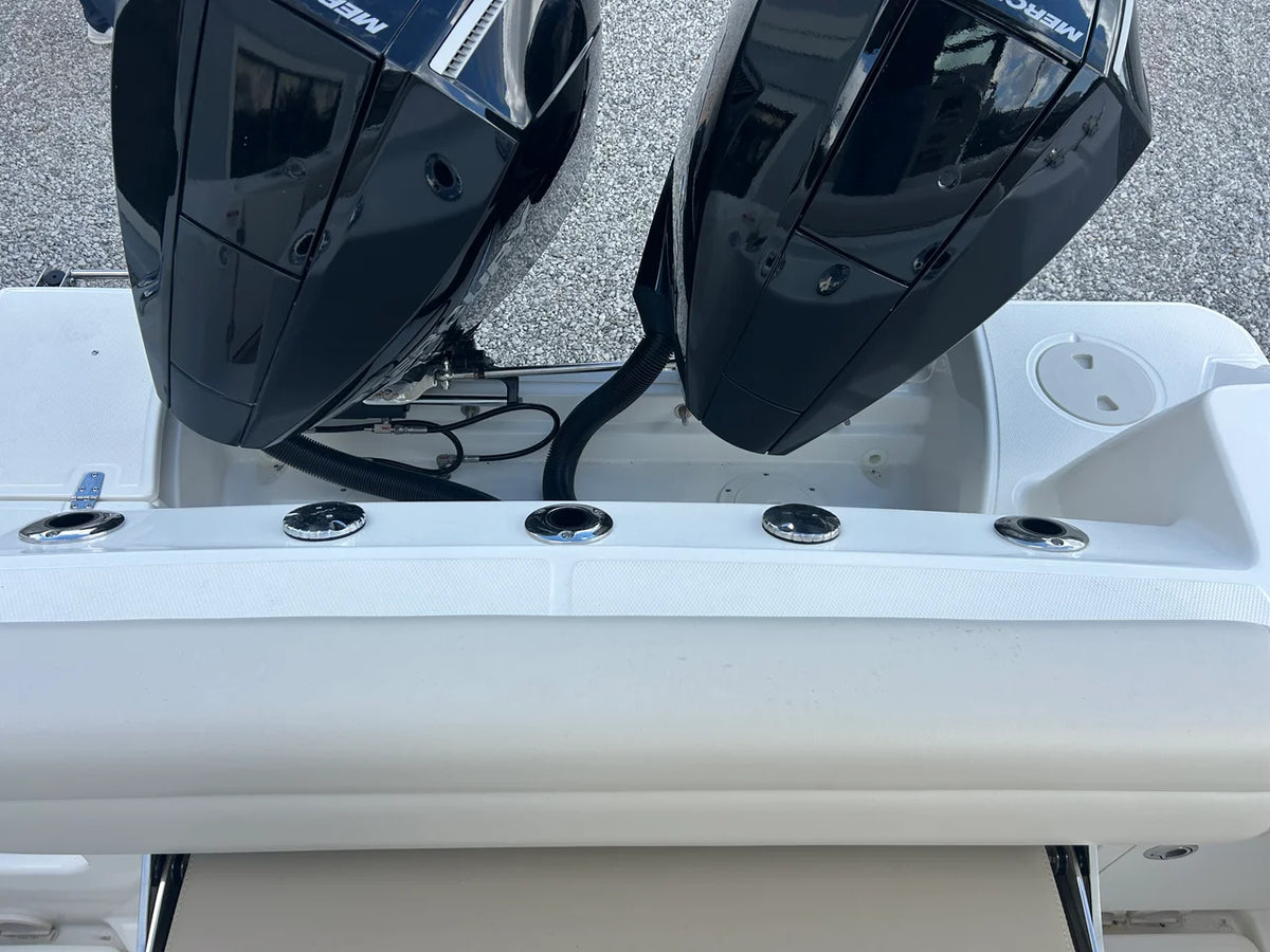 2027 Boston Whaler 250 Outrage 25.0 feet, Gulf Shores, AL #10