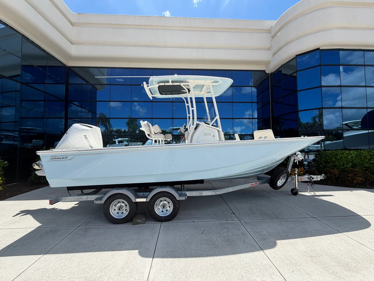 2027 Boston Whaler 210 Montauk 21.0 feet, Stuart, Florida #1