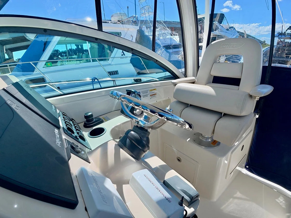 2018 Boston Whaler 285 CONQUEST 27.0 feet, Jacksonville Beach, Florida #9