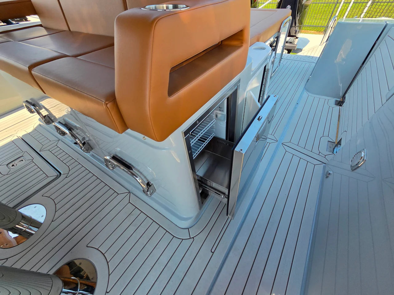 2027 Cruisers Yachts 38 VTR 38.0 feet, Monkey Island, OK #51