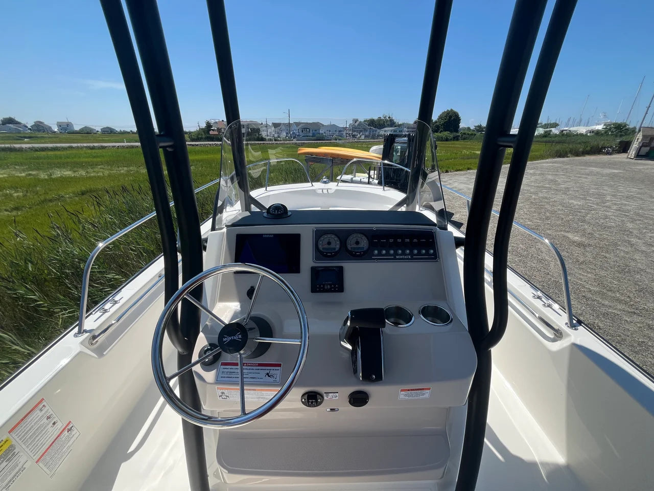 2027 Boston Whaler 210 Montauk 21.0 feet, Westbrook, Connecticut #9