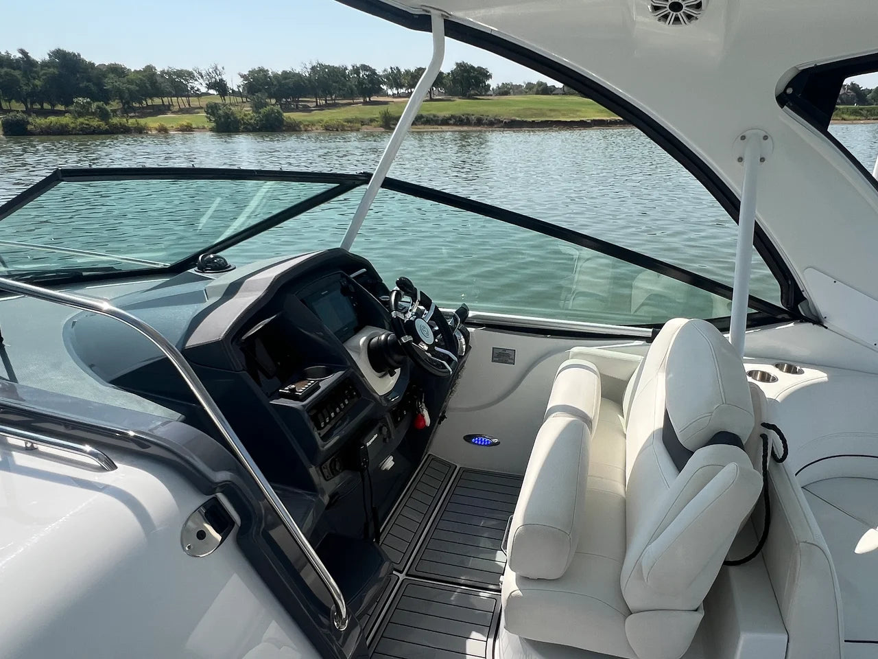 2018 Cruisers Yachts 35 EXPRESS 35.0 feet, Lewisville, TX #25