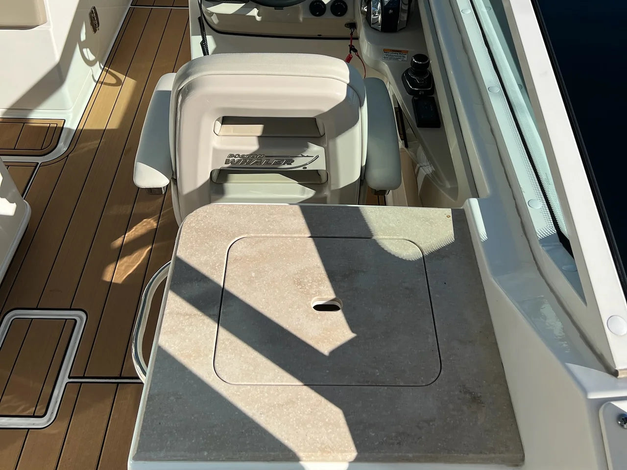 2021 Boston Whaler 280 VANTAGE 28.0 feet, Quincy, MA #23