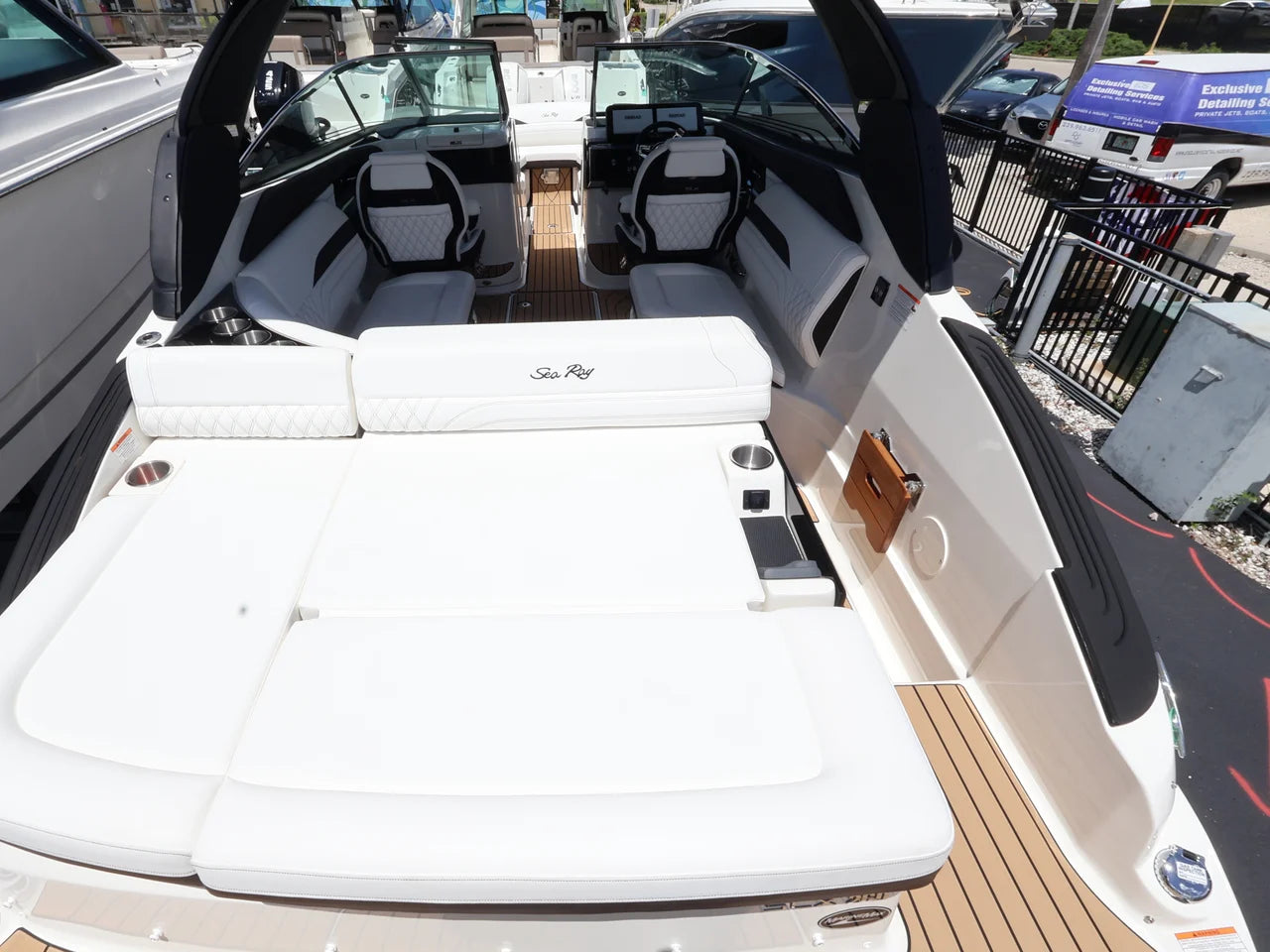 2027 Sea Ray SLX 260 Outboard 26.0 feet, Naples, Florida #9