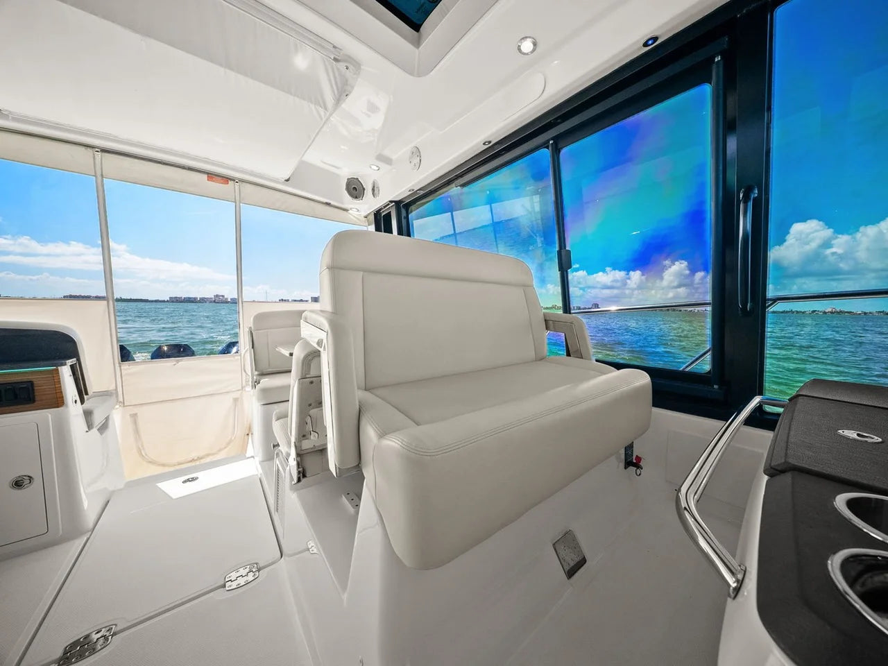 2025 Boston Whaler 405 CONQUEST 41.0 feet, St Petersburg, FL #56