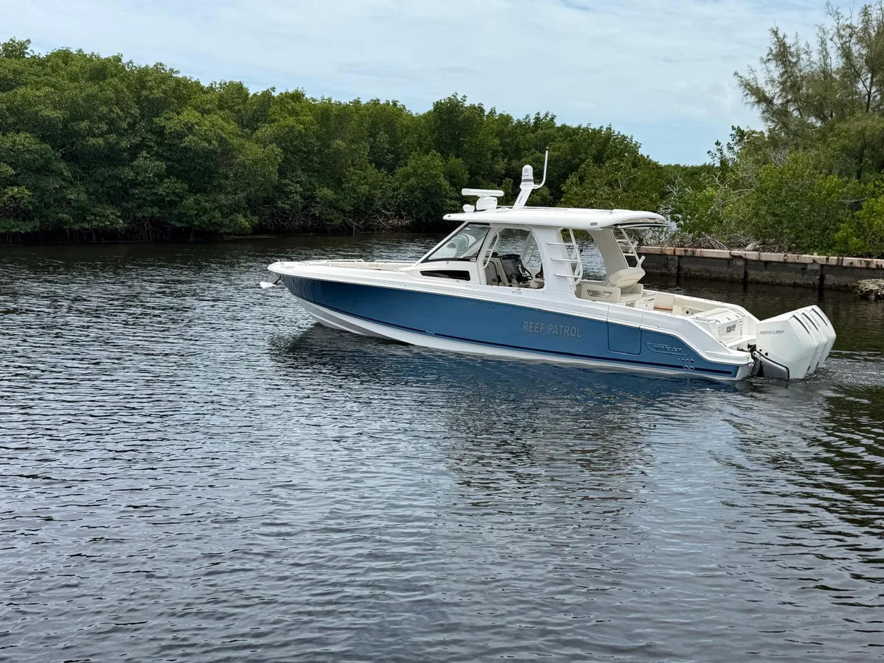 2022 Boston Whaler 350 REALM 35.0 feet, Key Largo, FL #14