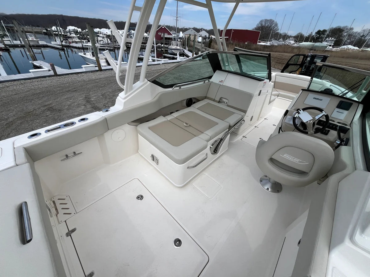 2026 Boston Whaler 240 Vantage 24.0 feet, Westbrook, Connecticut #8