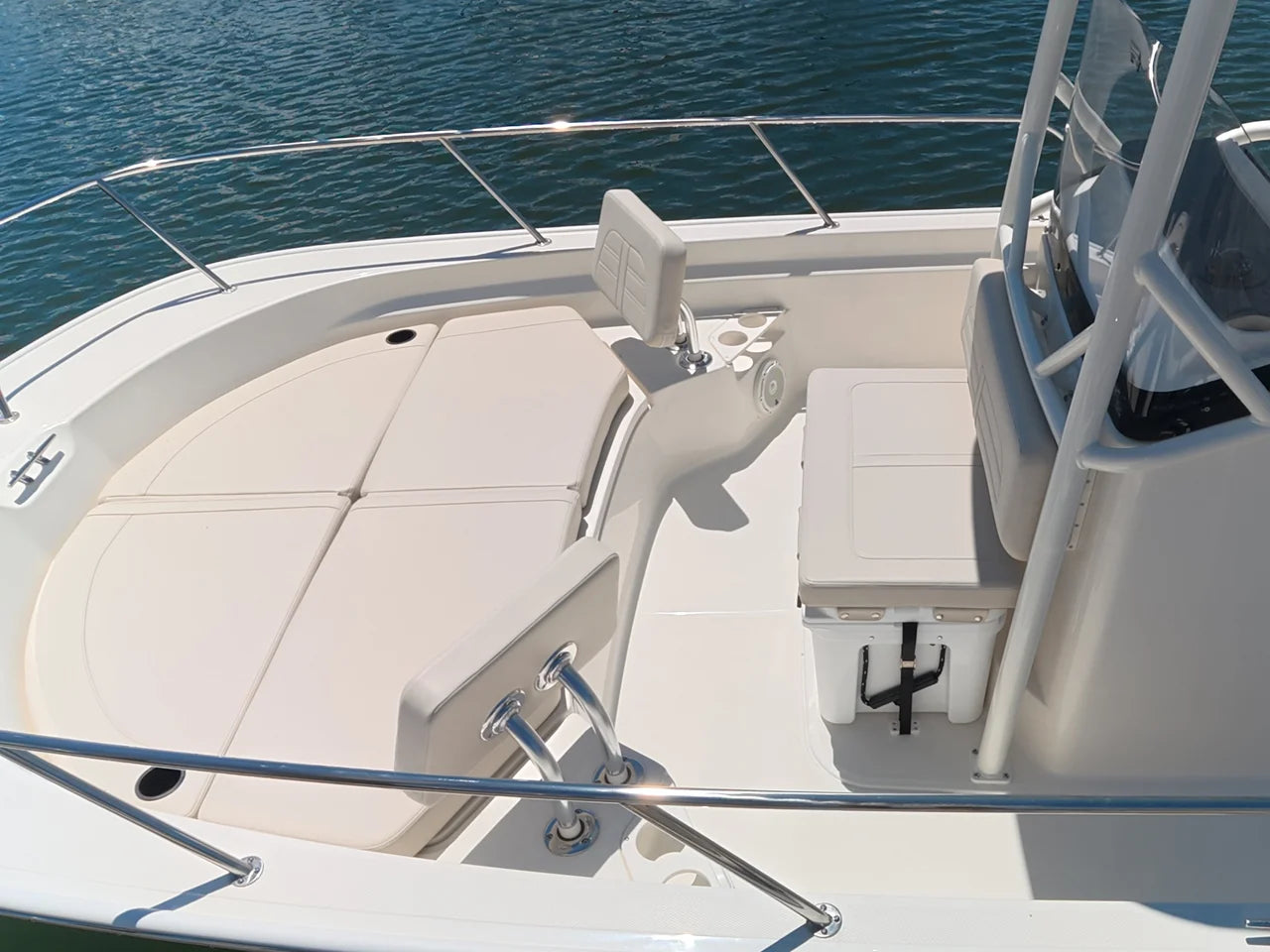 2026 Boston Whaler 210 Montauk 21.0 feet, Huntington, NY #26