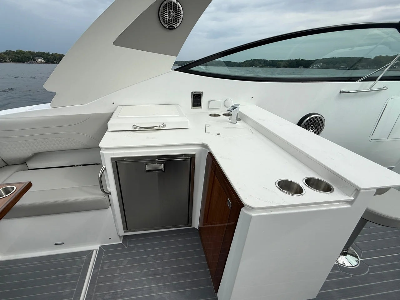 2026 Cruisers Yachts 38 GLS 37.0 feet, Lake Ozark, MO #25