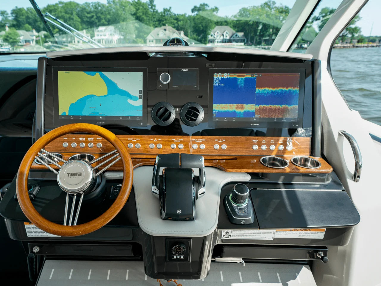 2025 Tiara Yachts LS 43 43.0 feet, Inuvik, Northwest Territories #24