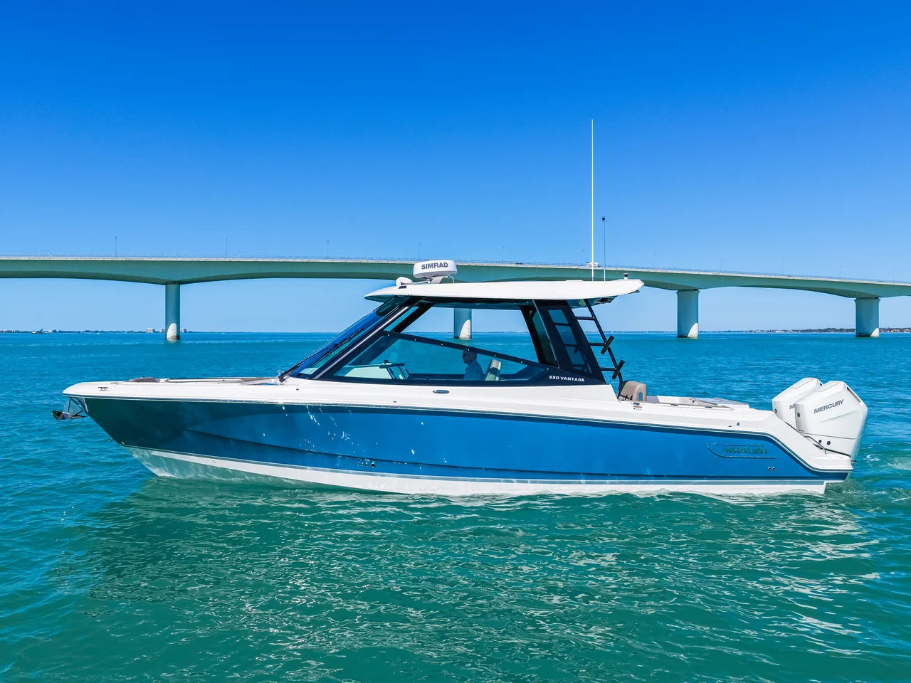 2026 Boston Whaler 330 Vantage 33.0 feet, Sarasota, FL #1