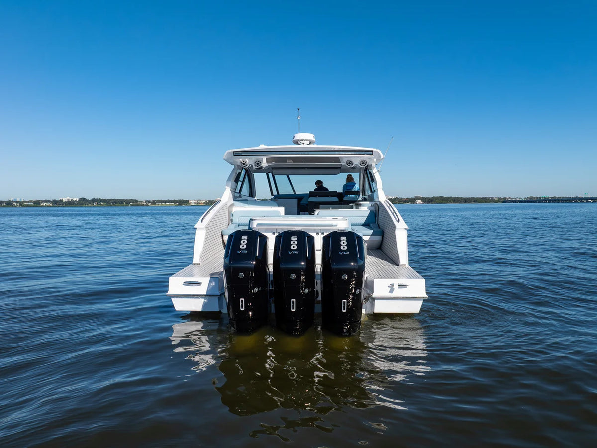 2027 Cruisers Yachts 50 GLS OB 50.0 feet, Clearwater, Florida #64