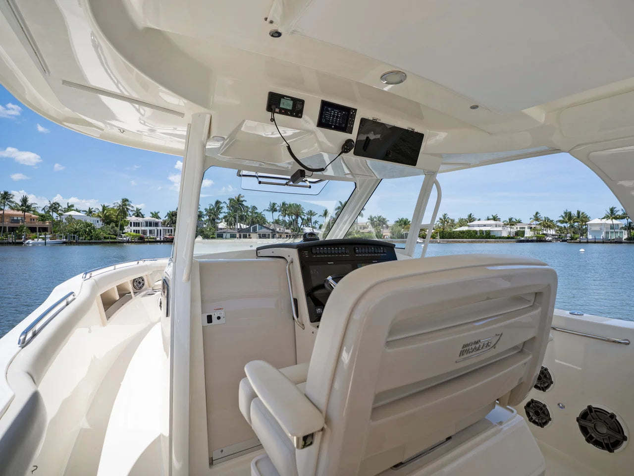2022 Boston Whaler 350 REALM 35.0 feet, Naples, Florida #27