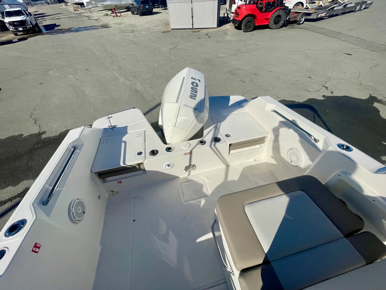 2026 Boston Whaler 210 Vantage 21.0 feet, Quincy, MA #4