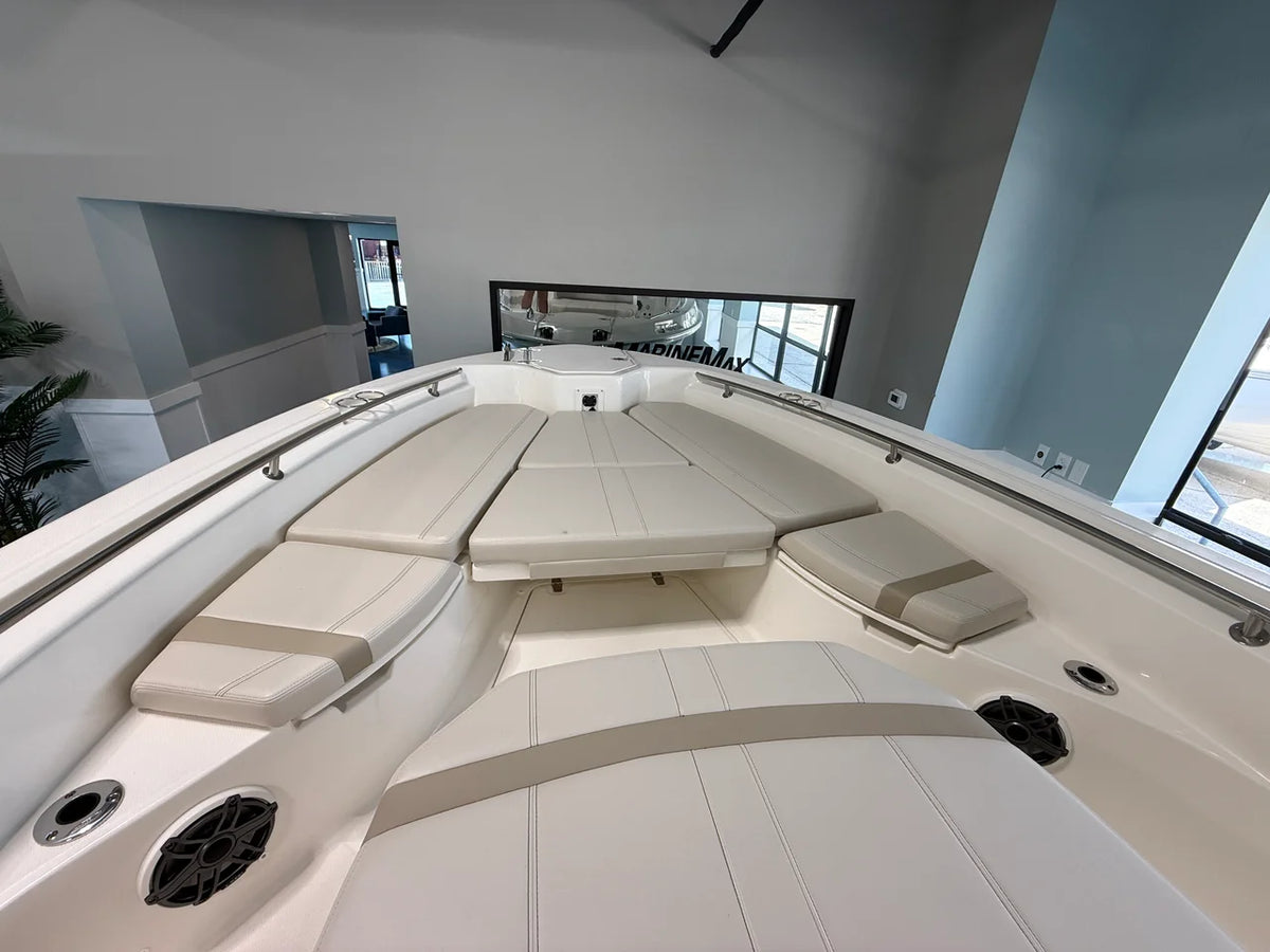2027 Boston Whaler 280 Dauntless 28.0 feet, Sarasota, FL #7