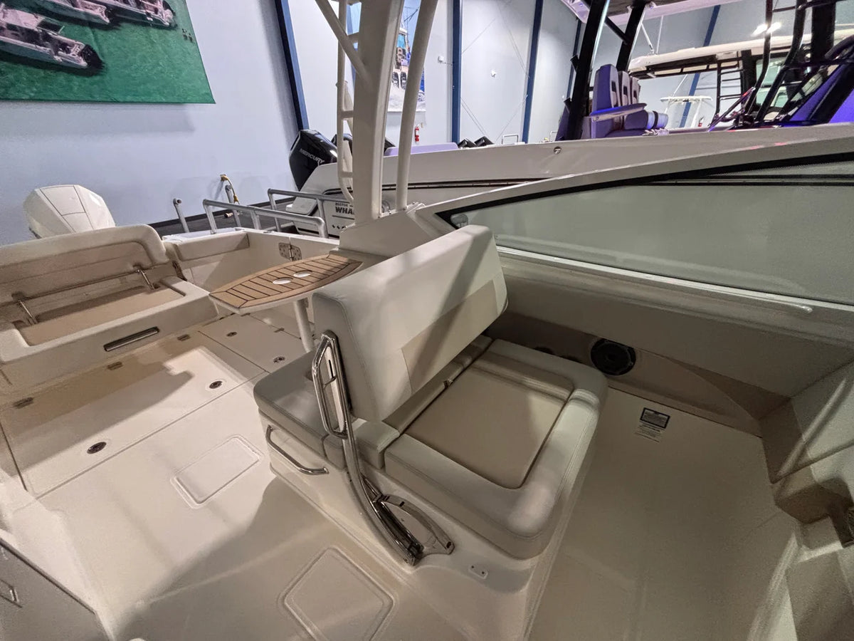 2027 Boston Whaler 280 Vantage 28.0 feet, Clearwater, Florida #20