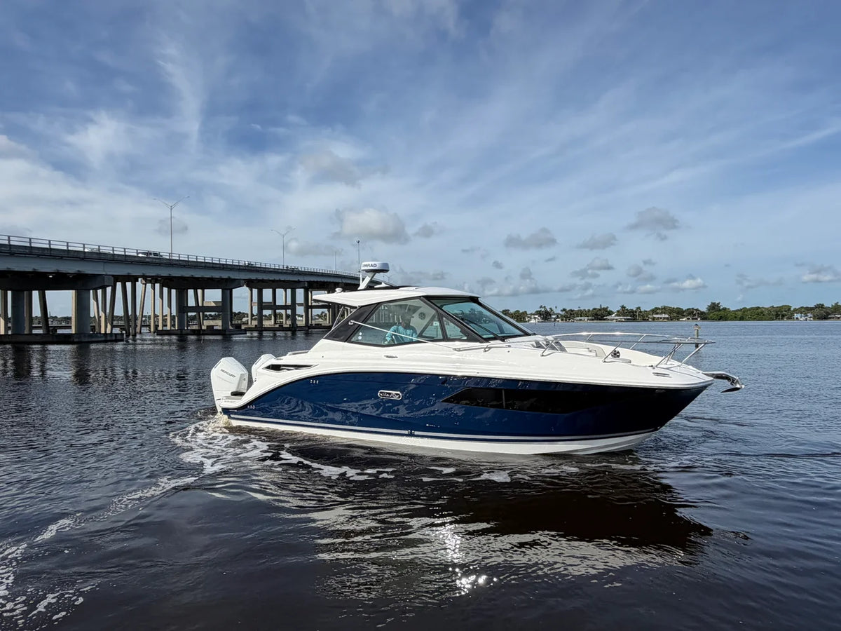 2027 Sea Ray Sundancer 320 Outboard 32.0 feet, Stuart, Florida #3