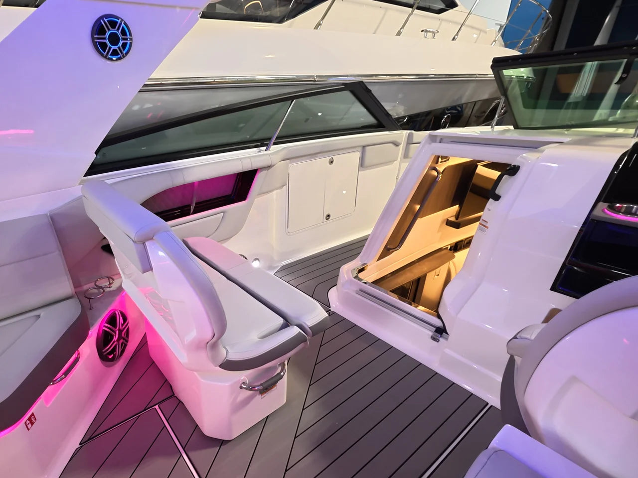 2026 Sea Ray SLX 400 Outboard 40.0 feet, Clearwater, Florida #25