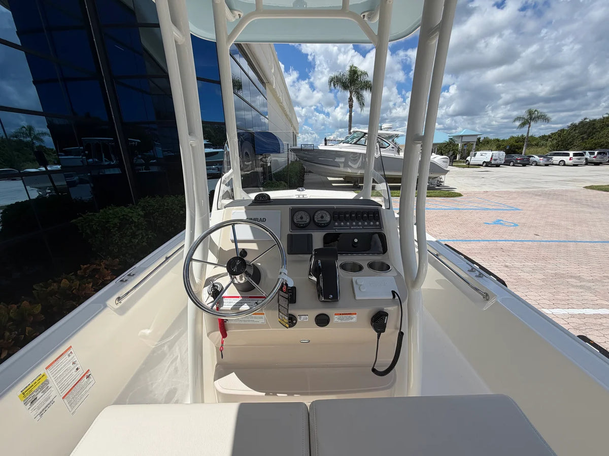2027 Boston Whaler 210 Montauk 21.0 feet, Stuart, Florida #14