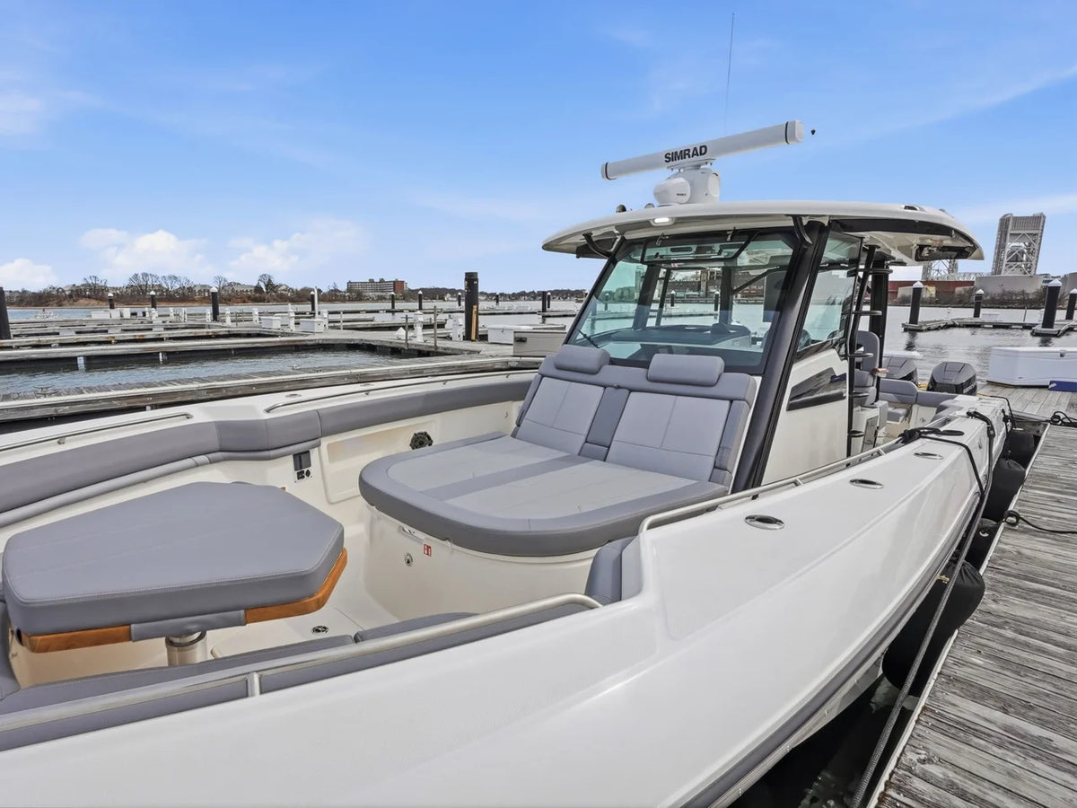 2026 Boston Whaler 380 Outrage 38.0 feet, Quincy, MA #24