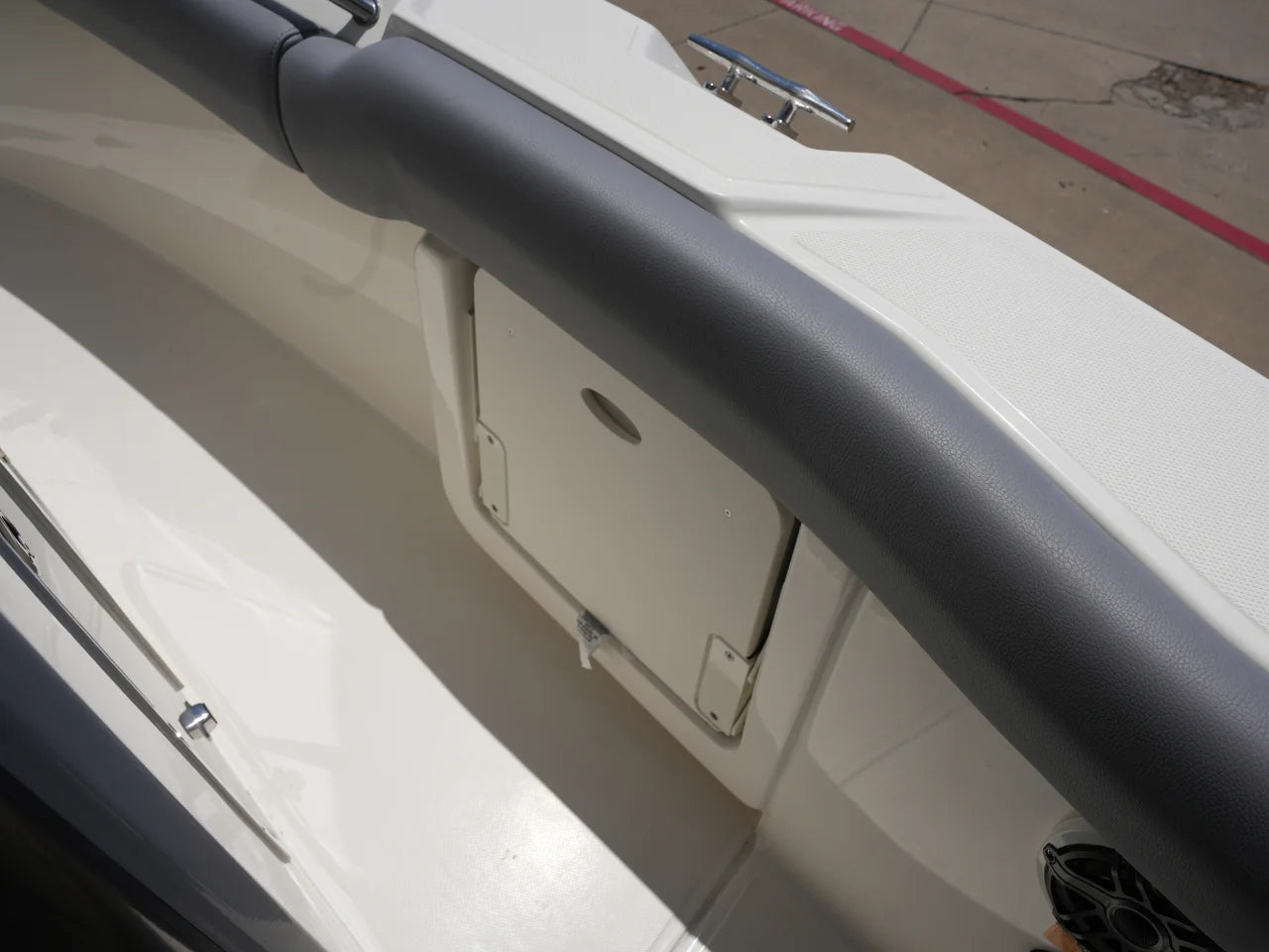 2027 Boston Whaler 250 Outrage 25.0 feet, Lewisville, TX #33