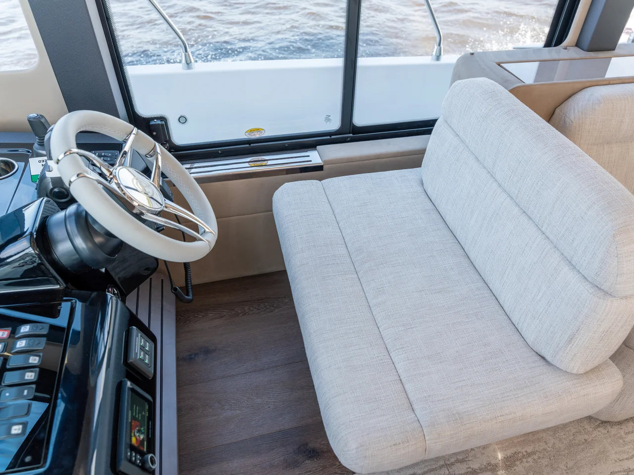 2026 Cruisers Yachts 50 FLY 50.0 feet, Wrightsville Beach, North Carolina #41