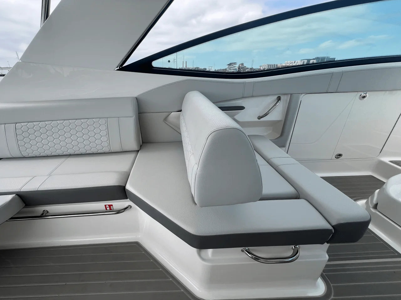 2025 Sea Ray Sundancer 320 Outboard 32.0 feet, Charleston, SC #23