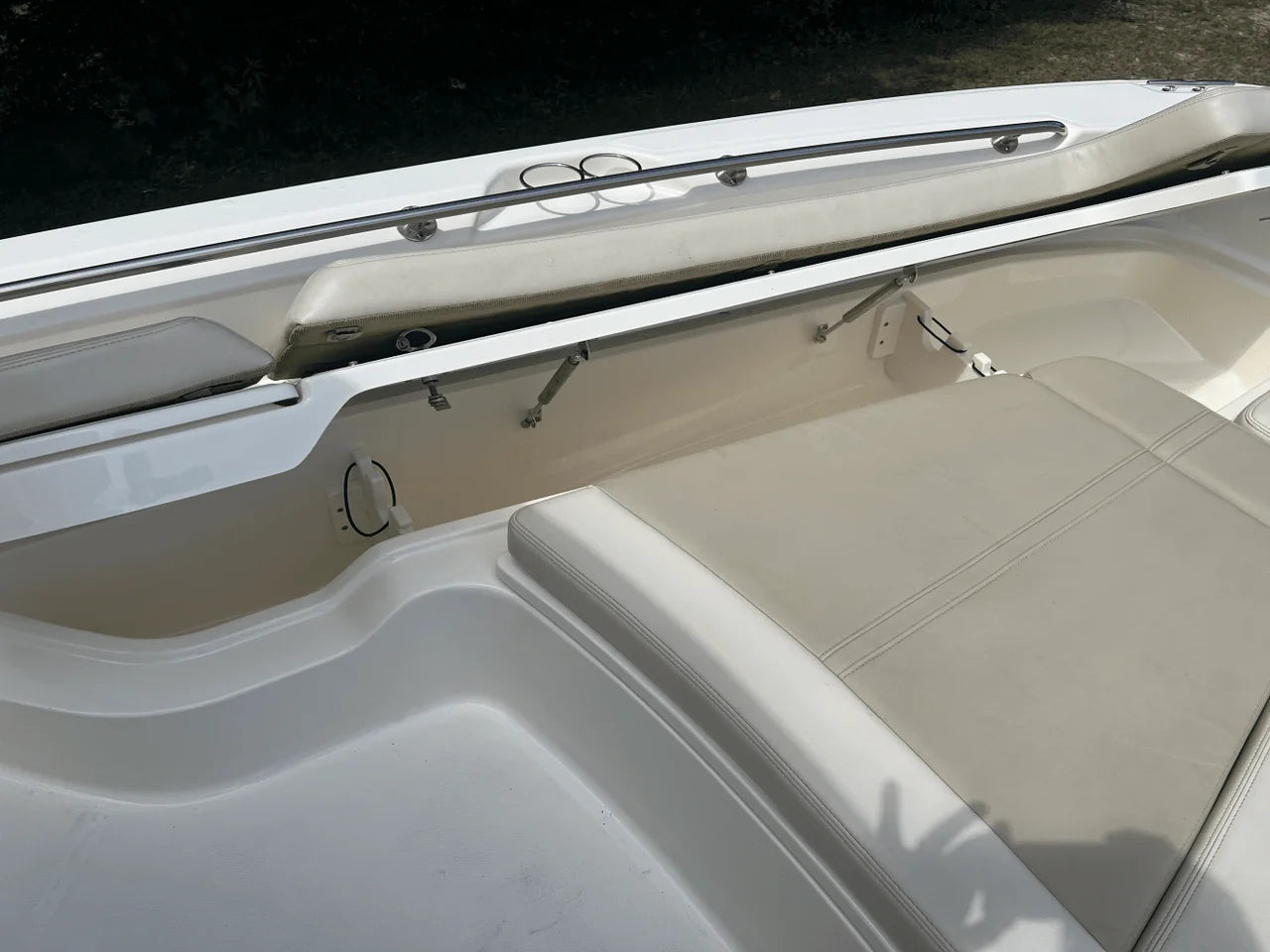 2019 Boston Whaler 240 DAUNTLESS 24.0 feet, Charleston, SC #26