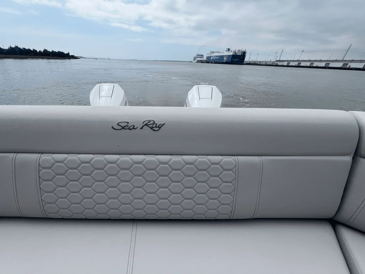 2025 Sea Ray Sundancer 320 Outboard 32.0 feet, Charleston, SC #17