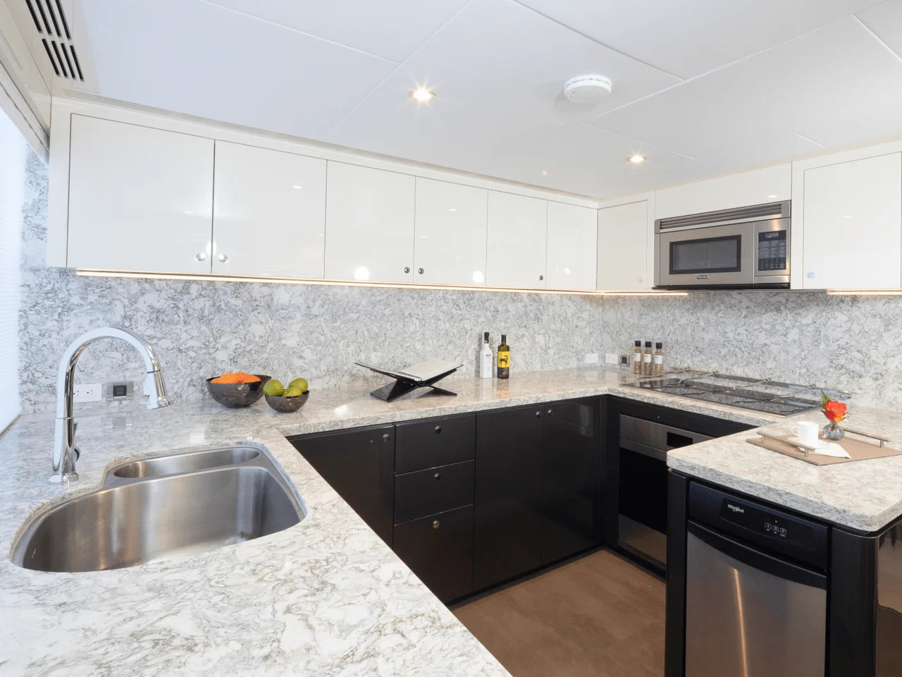 2026 Ocean Alexander 32L 106.0 feet, Hollywood, Florida #60