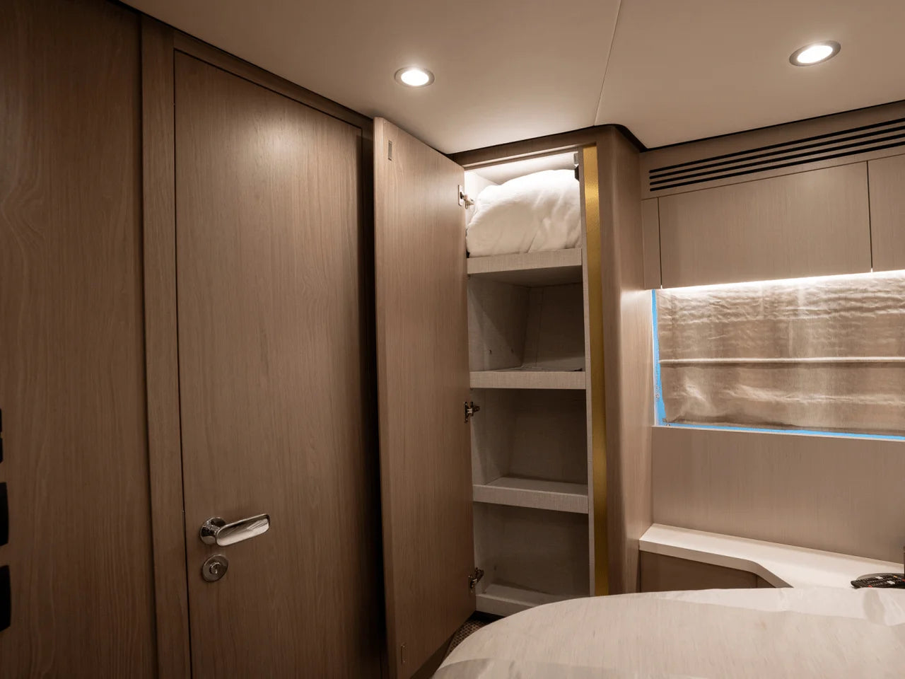 2023 Azimut 60 FLY 60.0 feet, Miami, FL #83