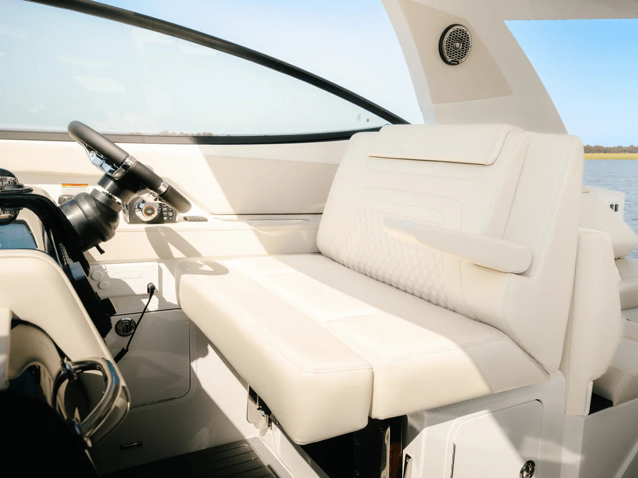2025 Cruisers Yachts 38 GLS Outboard 38.0 feet, Charleston, SC #15