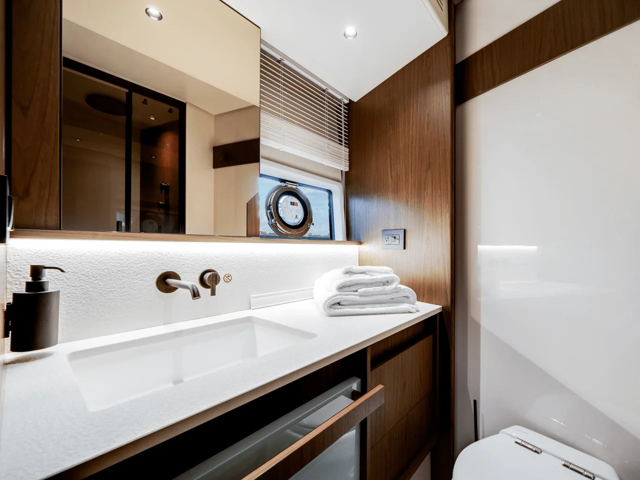 2026 Azimut Fly 72 72.0 feet, Dania Beach, FL #23