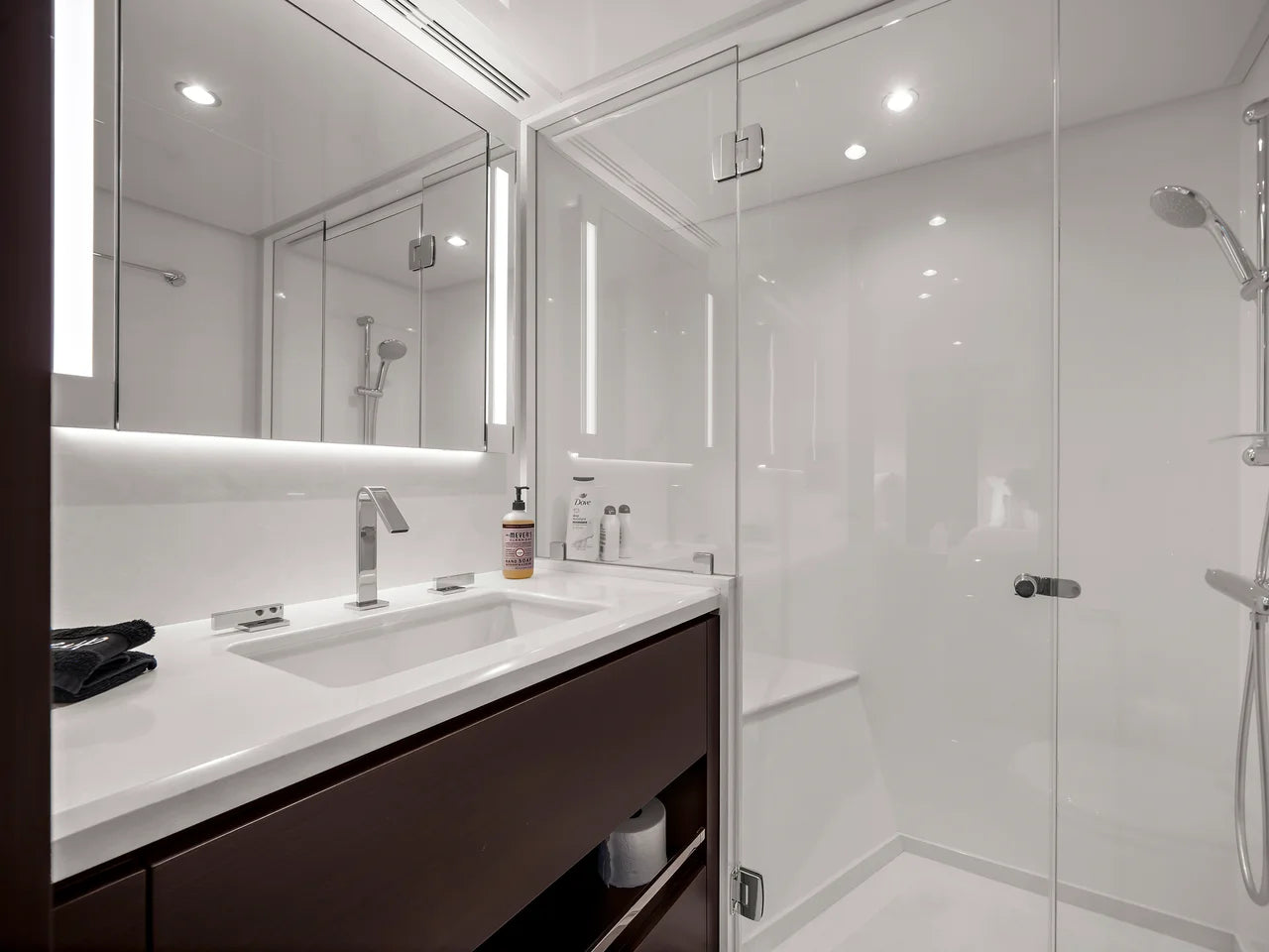 2024 Ocean Alexander 32L 106.0 feet, Miami, FL #31