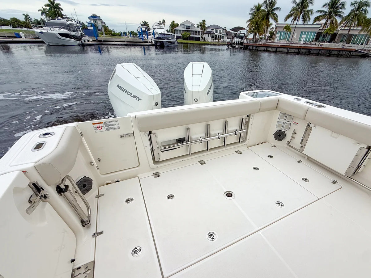 2027 Boston Whaler 325 Conquest 32.0 feet, Fort Myers, FL #9
