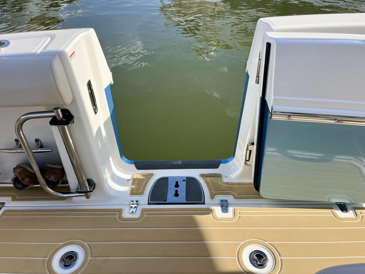 2020 Boston Whaler 330 OUTRAGE 33.0 feet, Venice, Florida #29