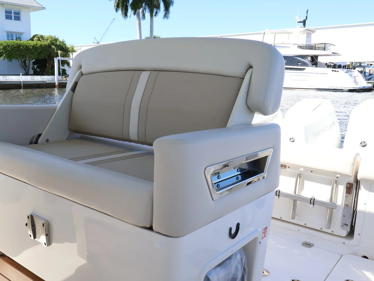 2027 Boston Whaler 350 Realm 35.0 feet, Naples, Florida #26
