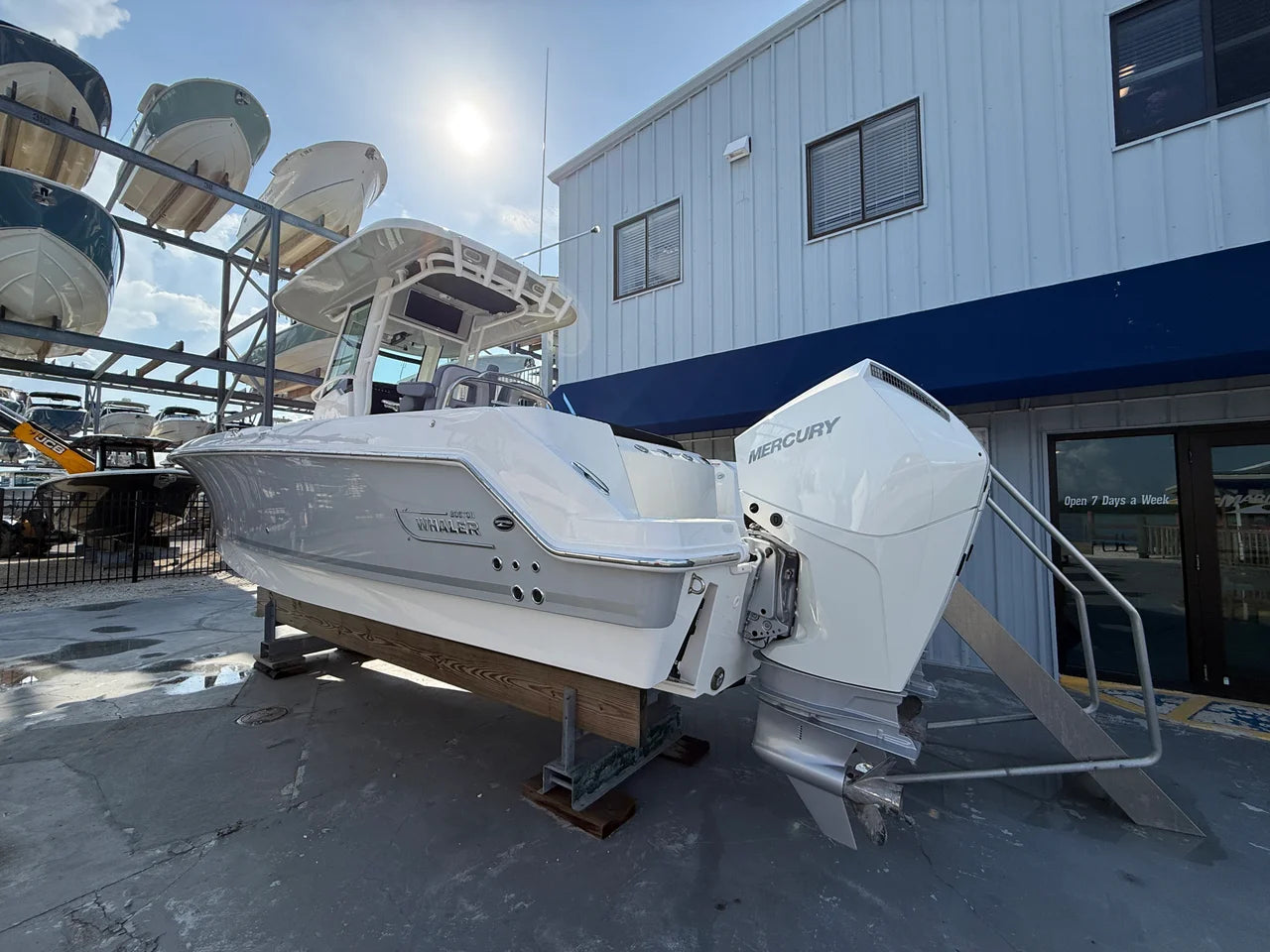 2027 Boston Whaler 250 Outrage 25.0 feet, Sarasota, FL #7