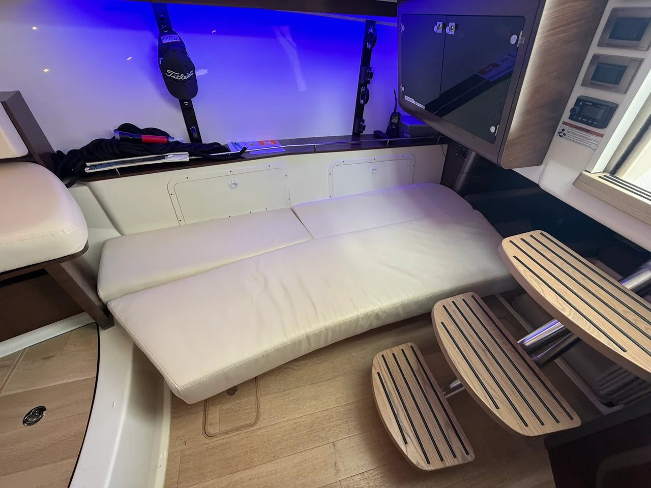 2022 Boston Whaler 345 CONQUEST 34.0 feet, Quincy, MA #18