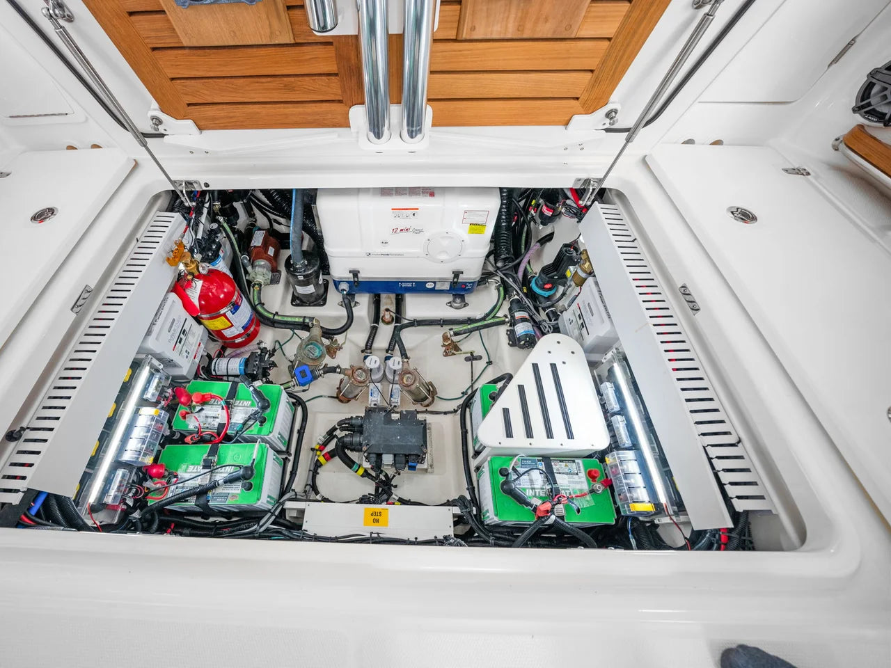 2026 Boston Whaler 380 Realm 38.0 feet, Naples, Florida #55