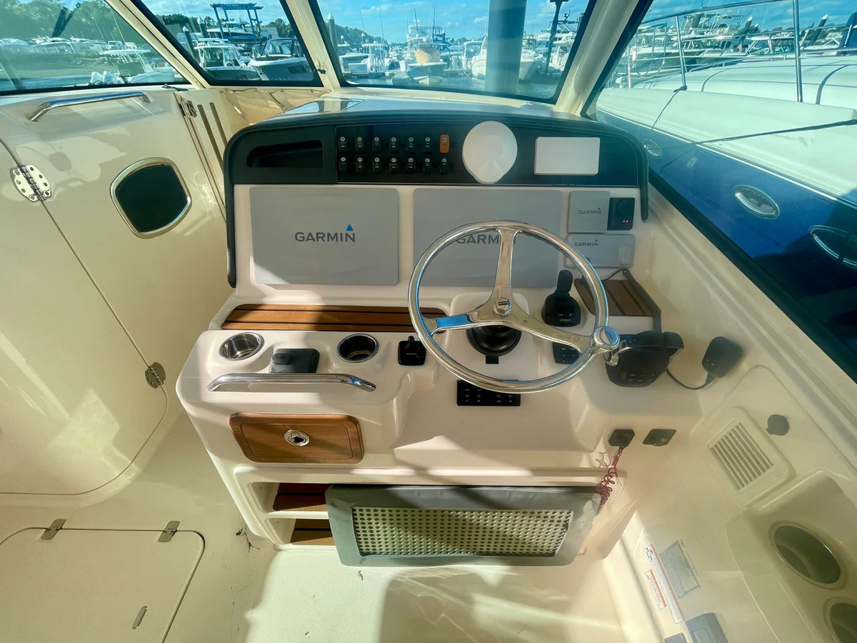 2017 Grady-White 375 FREEDOM 37.0 feet, Quincy, MA #19