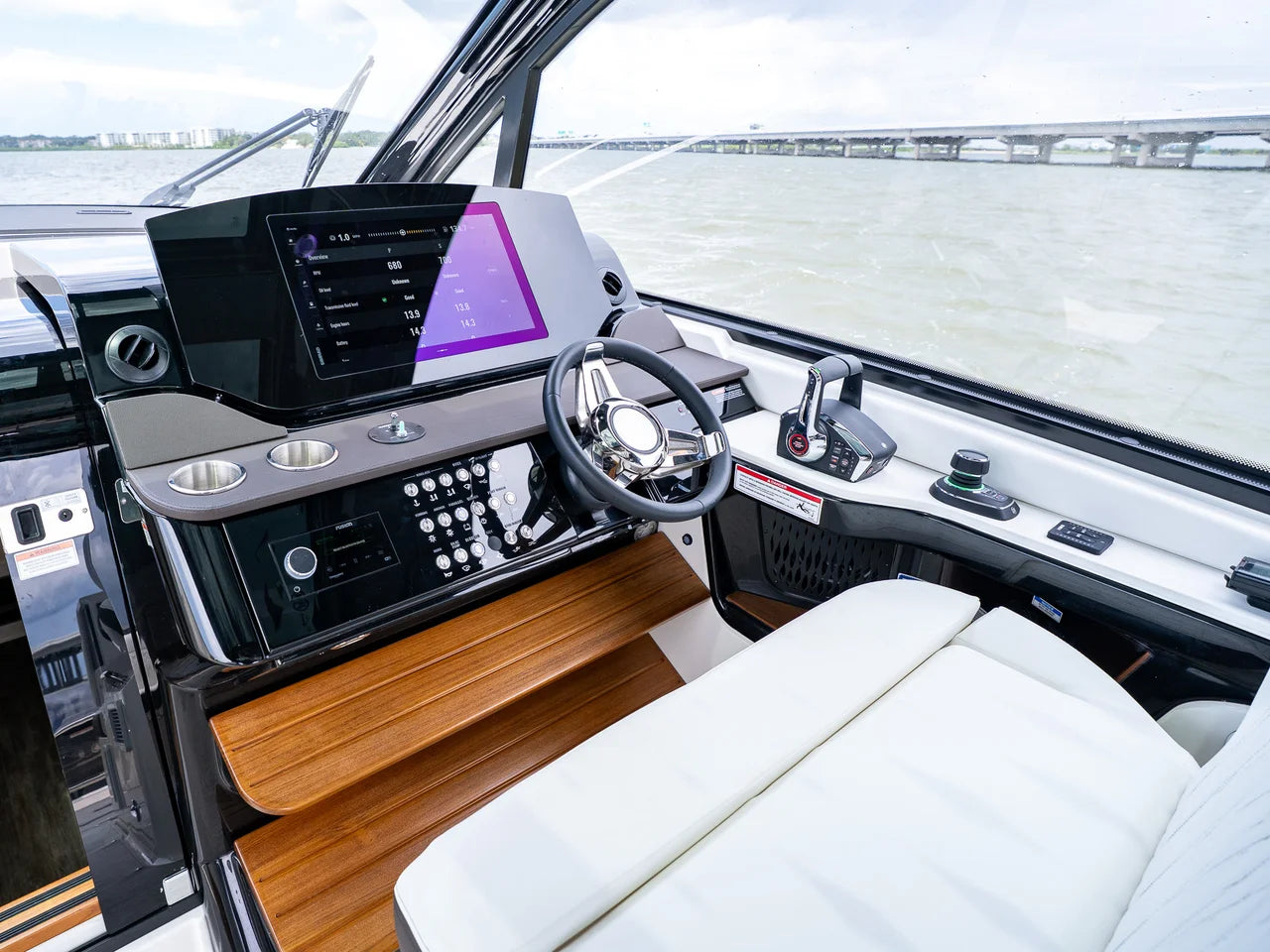 2026 Sea Ray Sundancer 370 Outboard 37.0 feet, Clearwater, Florida #45