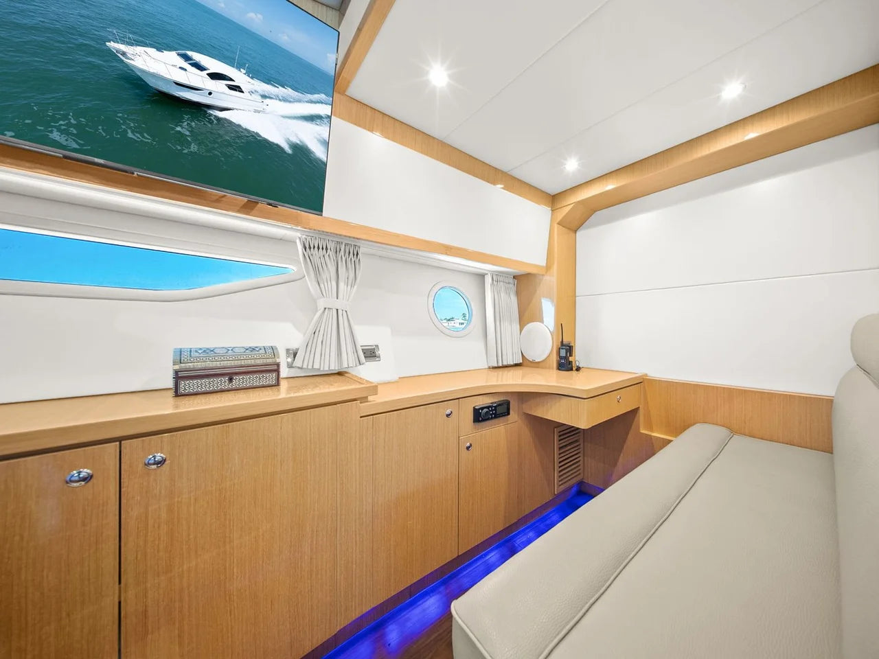 2018 Mares 47 OUTBOARD EXPRESS CATAMARAN 47.0 feet, St Petersburg, FL #68