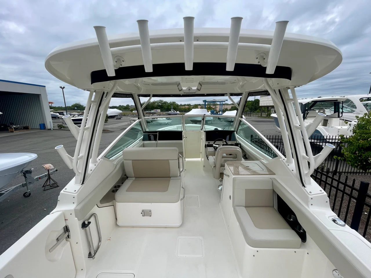 2027 Boston Whaler 280 Vantage 27.0 feet, Danvers, Massachusetts #4