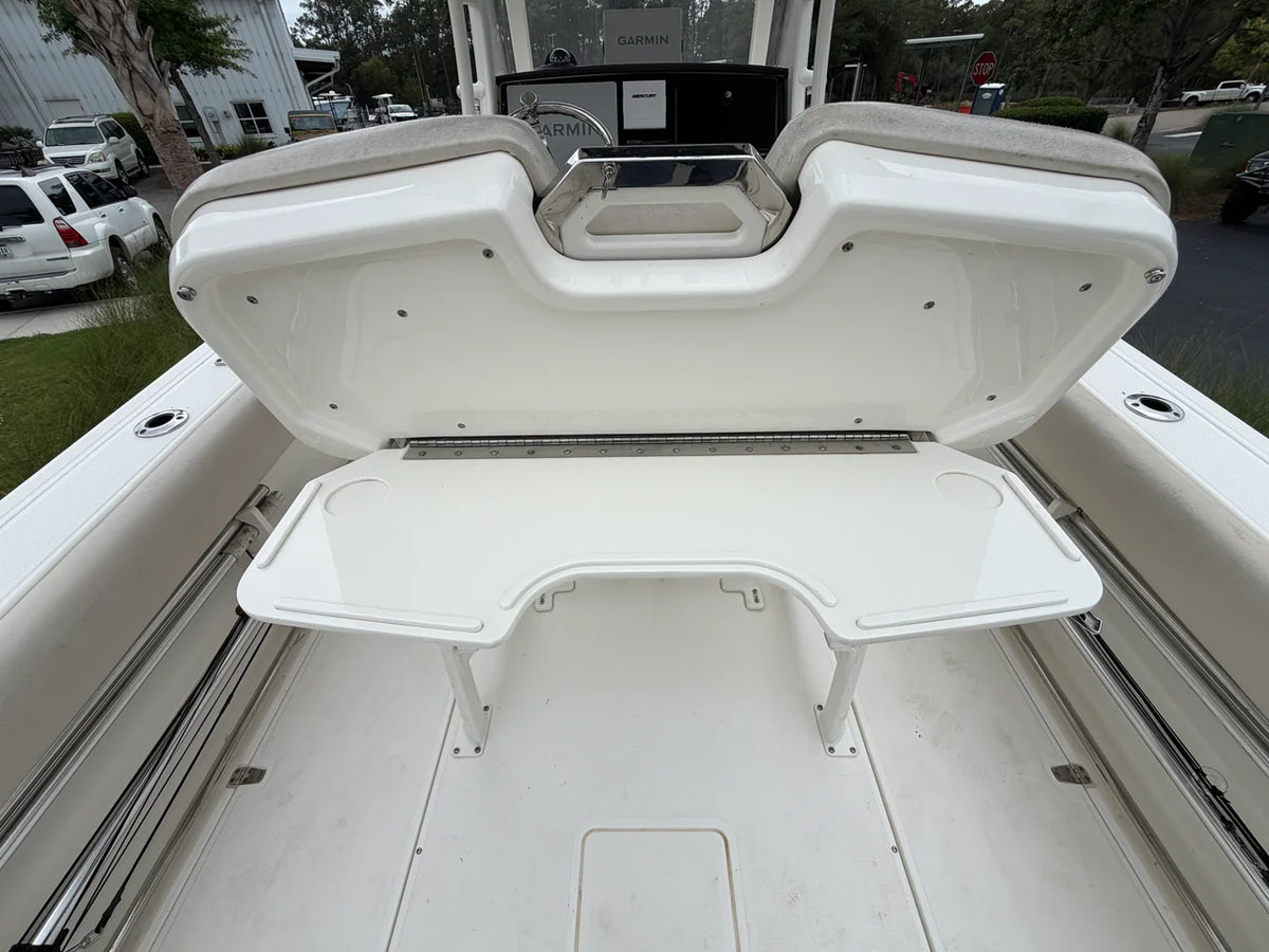 2018 Boston Whaler 230 OUTRAGE 23.0 feet, Charleston, SC #9