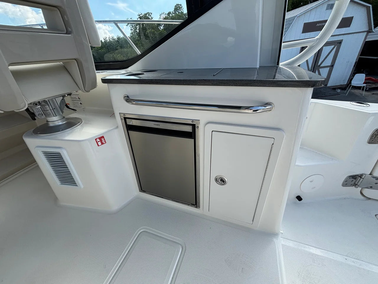 2026 Boston Whaler 325 Conquest 32.0 feet, Clearwater, Florida #5