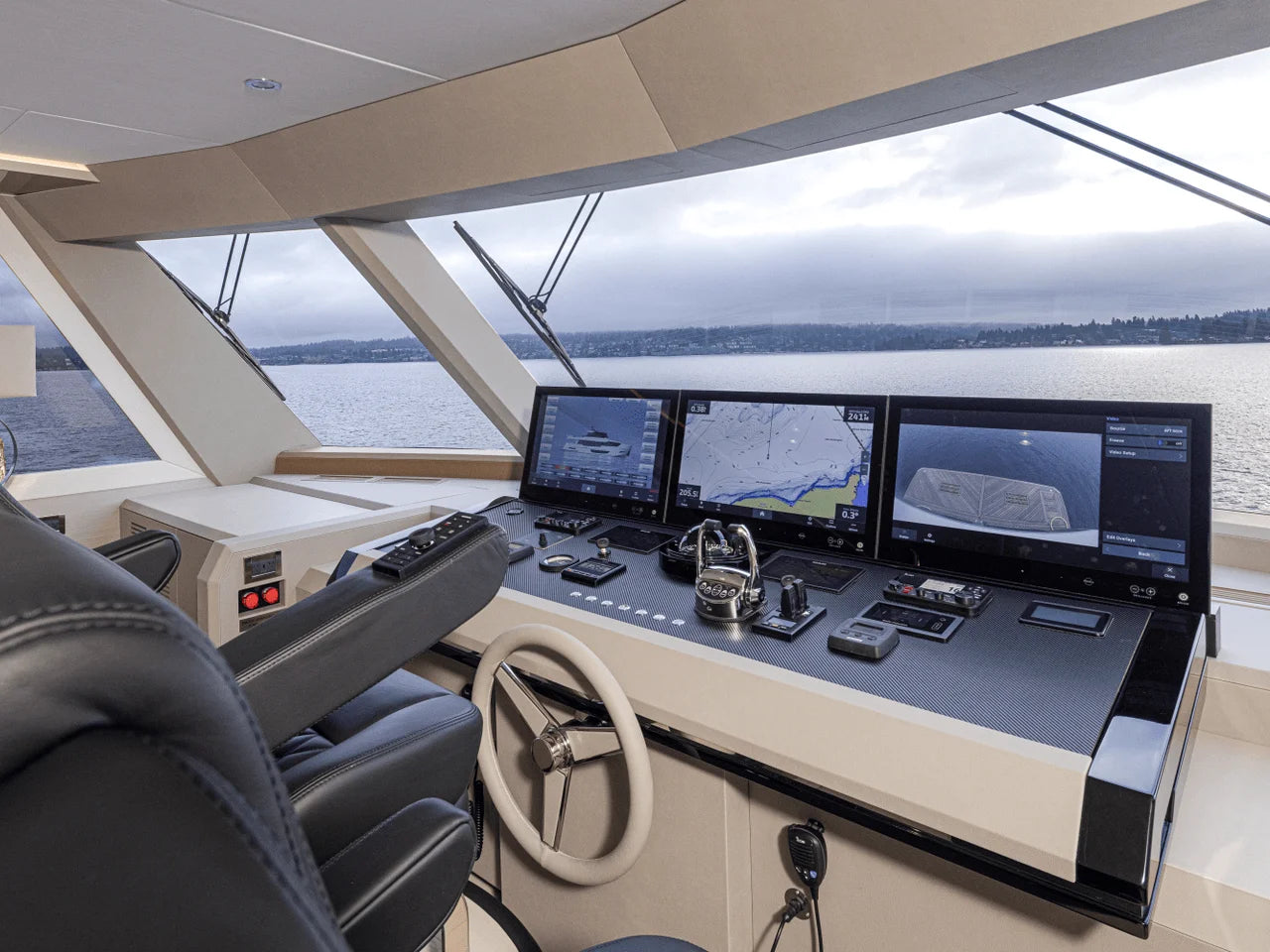 2025 Ocean Alexander 27R 88.0 feet, Pompano Beach, FL #44