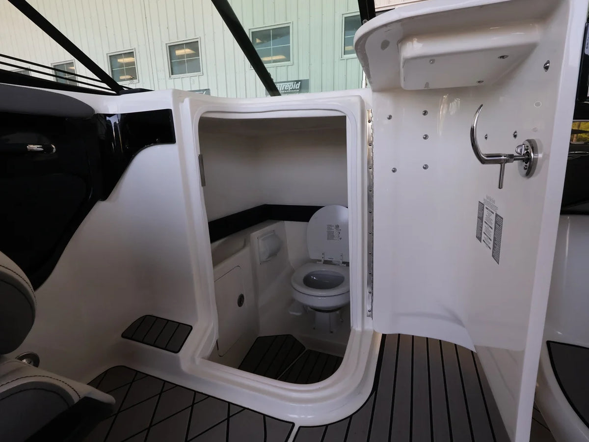 2026 Sea Ray SLX 280 Outboard 28.0 feet, Naples, Florida #20